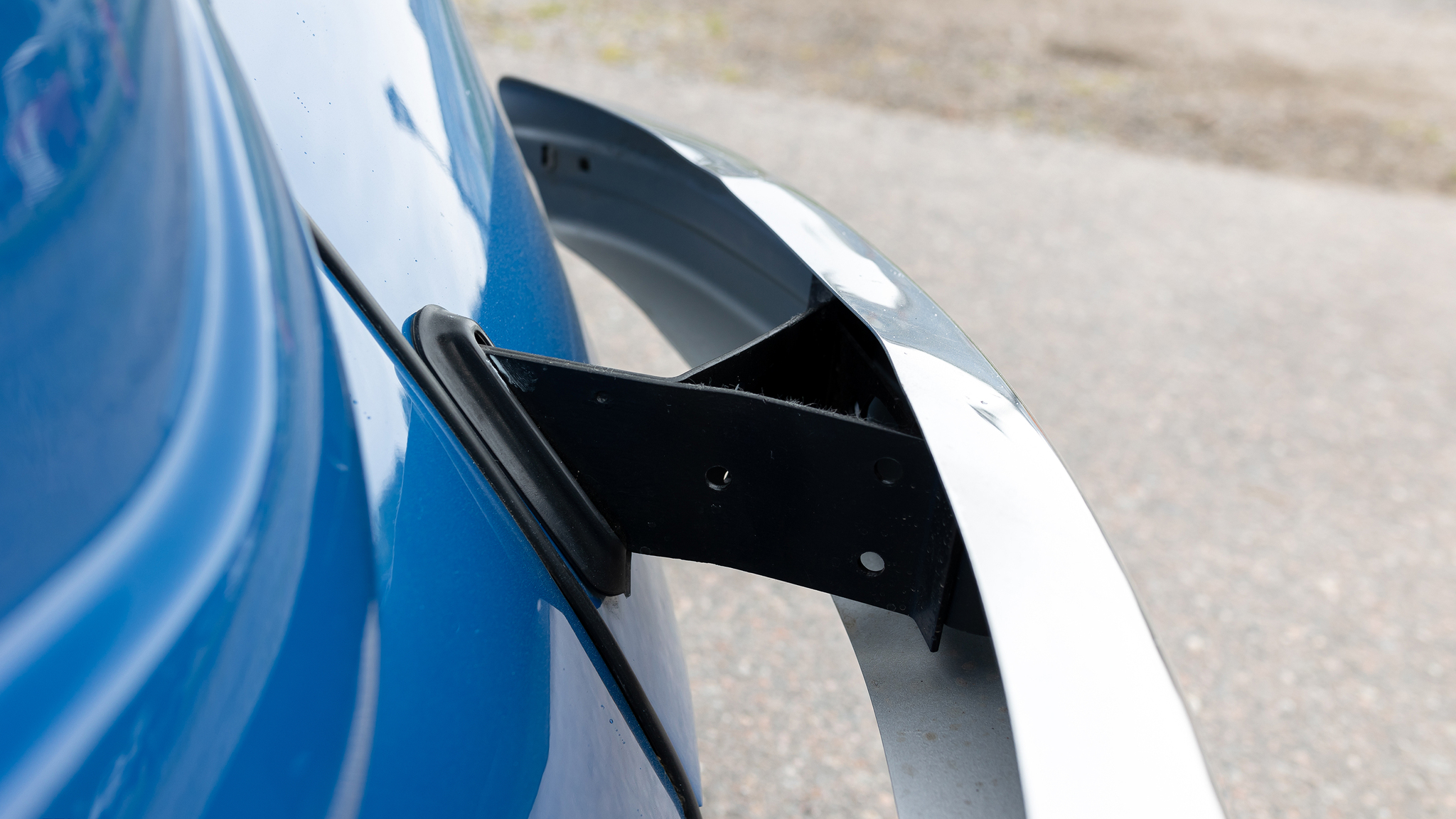 Exterior image of 1973 Volkswagen Beetle 1303S 1600 (22)