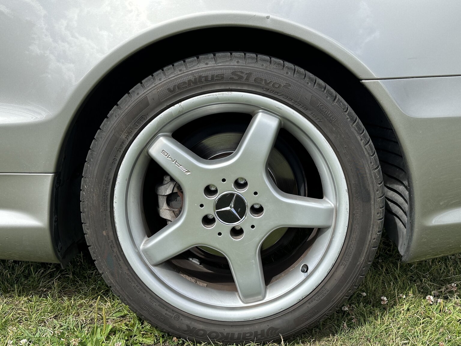 Exteriörbild på 2003 Mercedes Benz SL 500