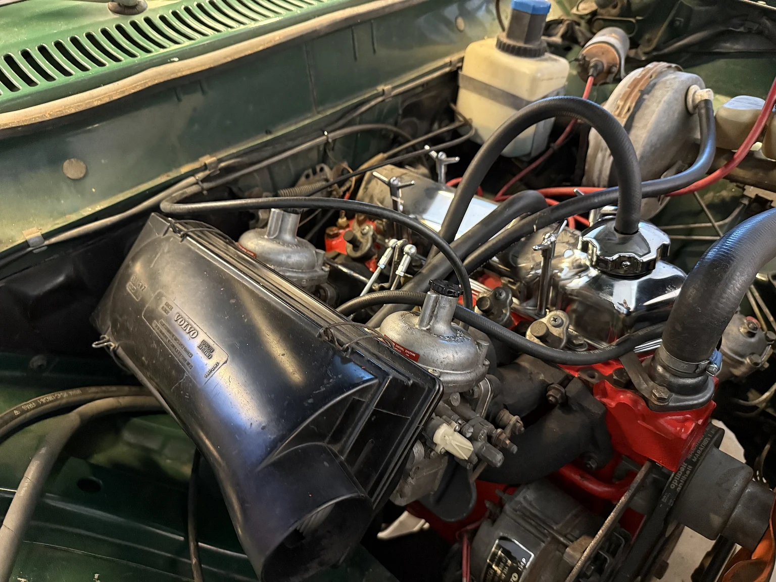 Image of 1973 Volvo 142 2.0 Deluxe (10) mechanics