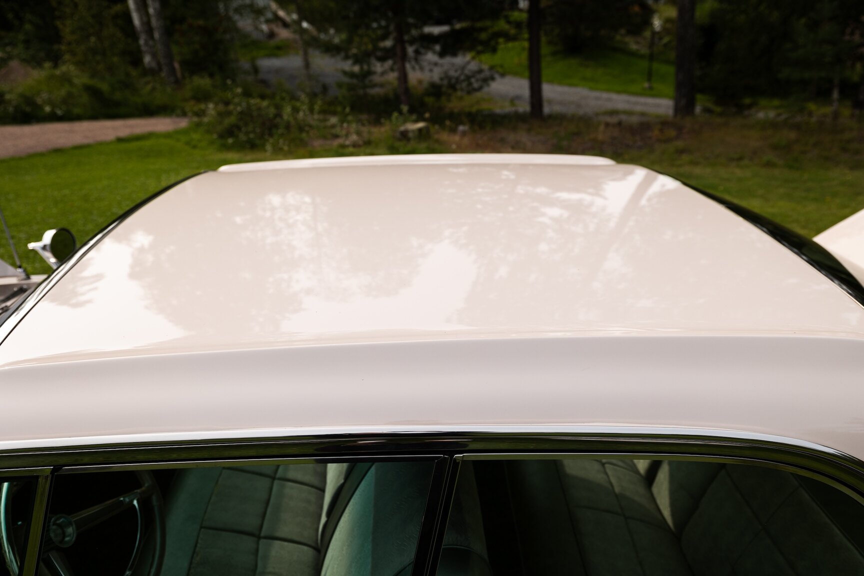 Exterior image of 1962 Chrysler New Yorker
