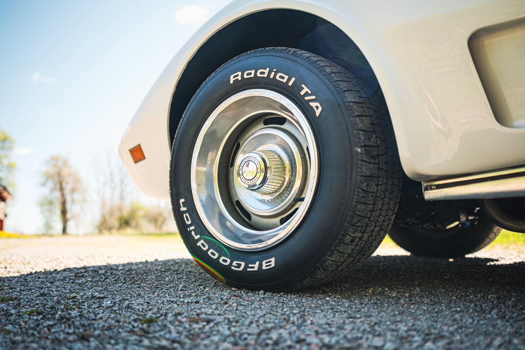 Exterior image of 1975 Chevrolet Corvette Stingray (31)