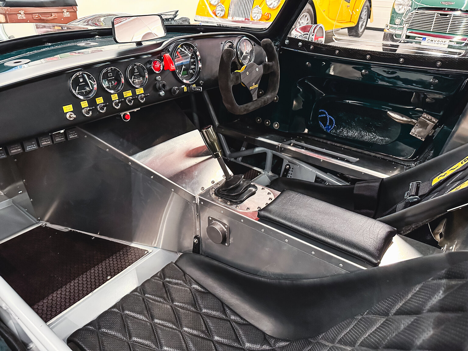 Innenraumfoto von 1965 Ginetta G Racer