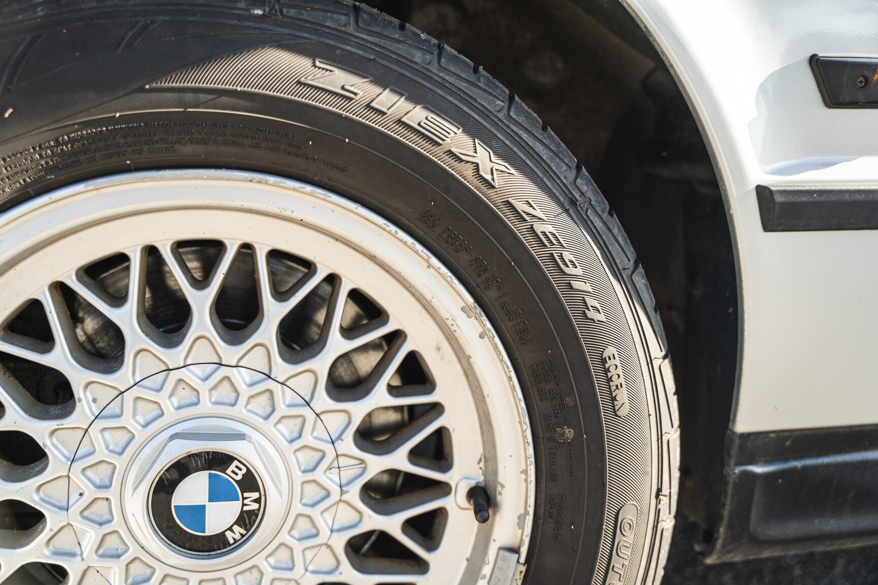 Exteriörbild på 1994 BMW 520i E34