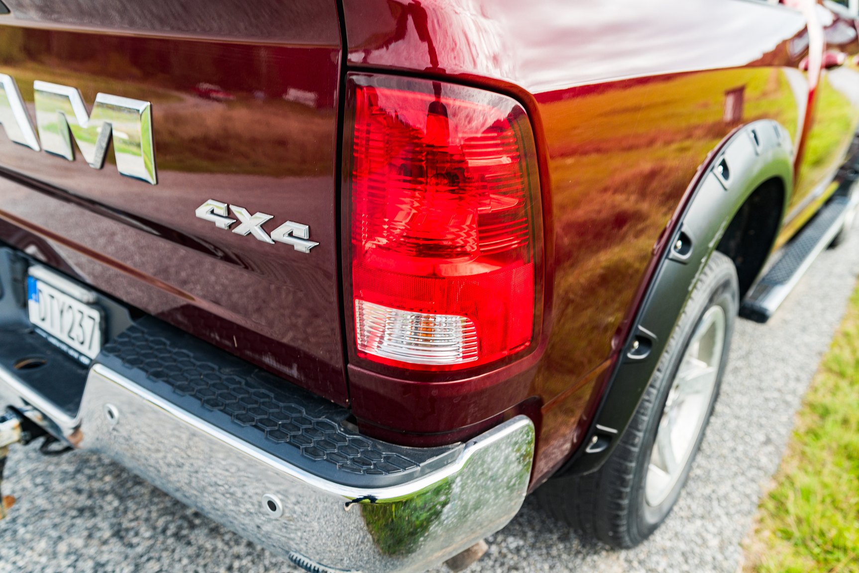 Exterior image of 2019 Dodge Ram 1500 Classic Crew Cab 5.7 V8 HEMI 