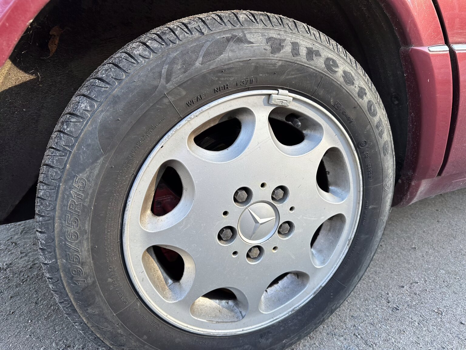 Exteriörbild på 1992 Mercedes-Benz 300 TE-24