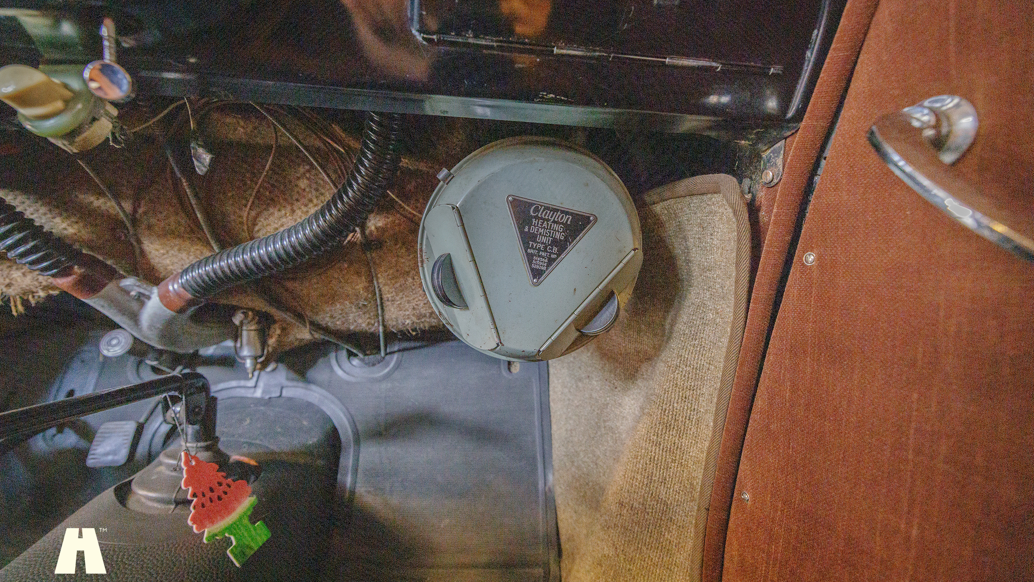 Interior image of 1950 Mercedes Benz 170 va (30)