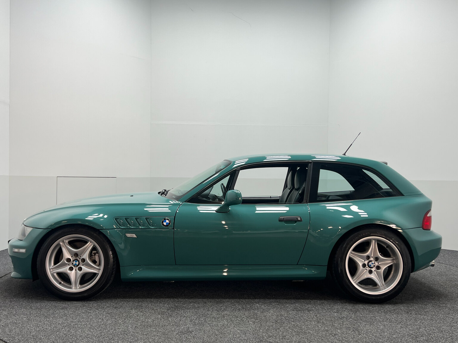 Aussenfoto 2000 BMW Z3 Coupé 3.0