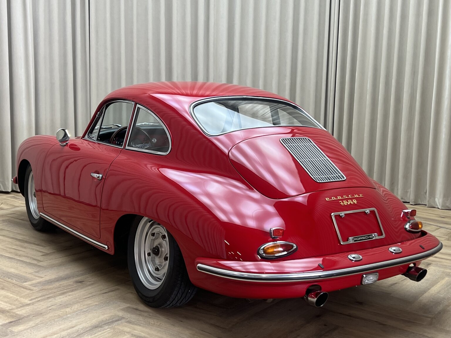 Exterior image of 1960 Porsche 356