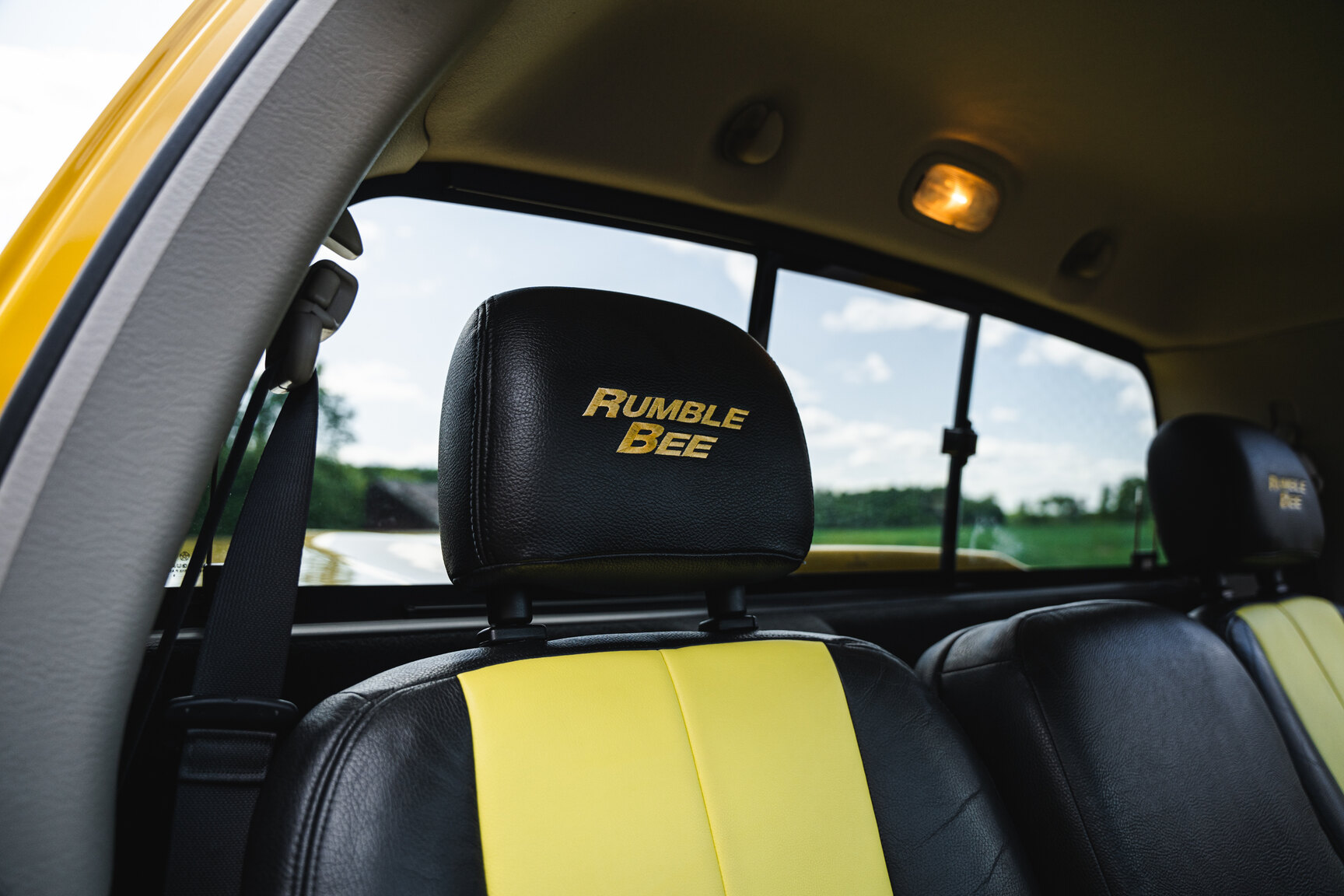 Innenraumfoto von 2005 Dodge Ram 1500 Bumble Bee