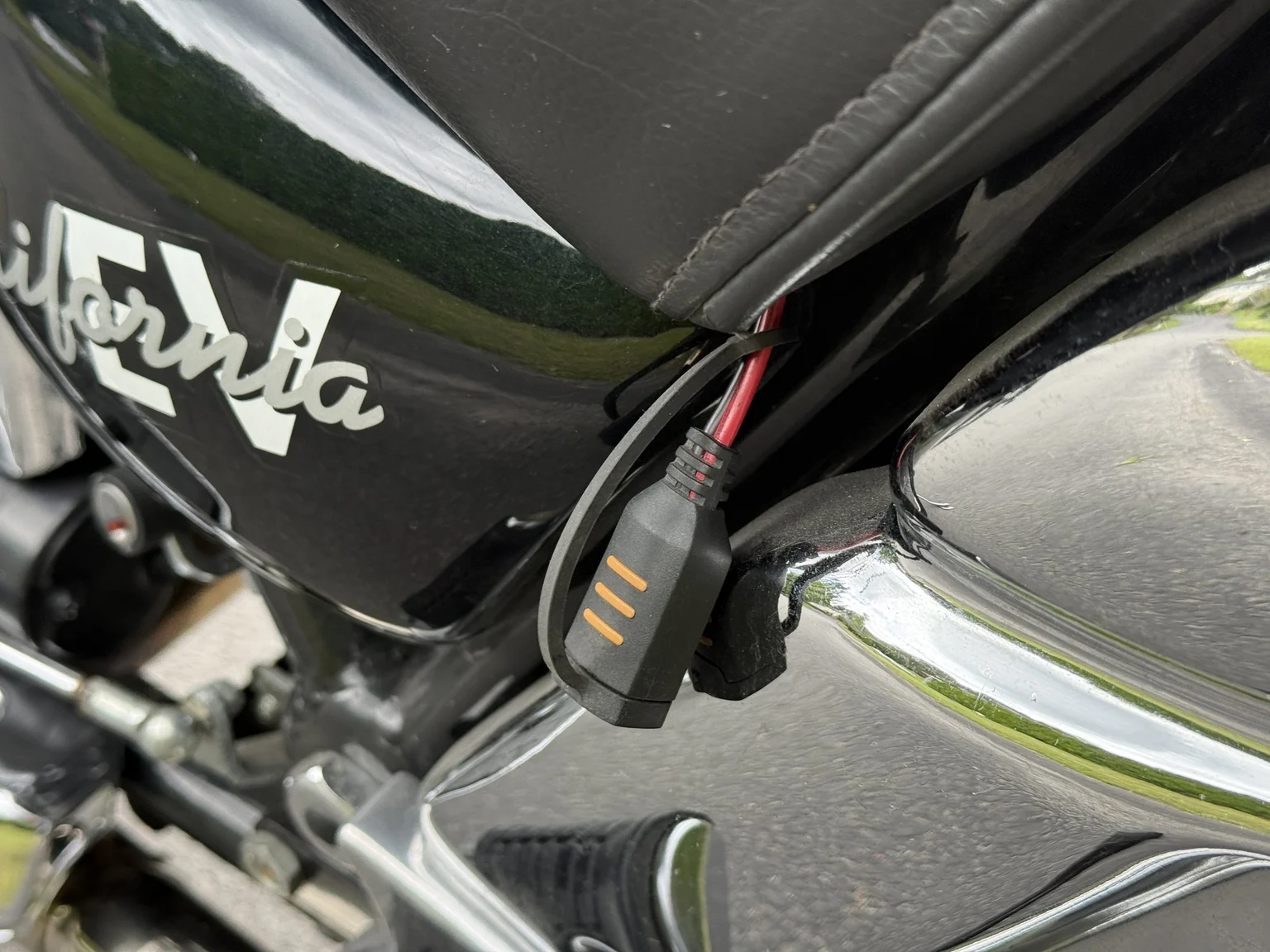Image of 2001 Moto Guzzi California EV (24) mechanics