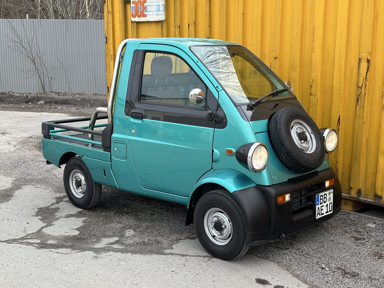 Aussenfoto 1997 Daihatsu Midget II