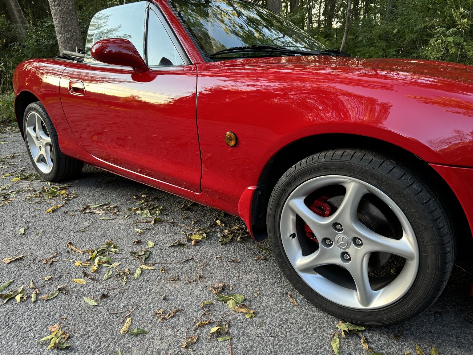 Exterior image of 2004 Mazda MX-5