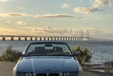 Exterior image of 1993 BMW 325 I CABRIO 