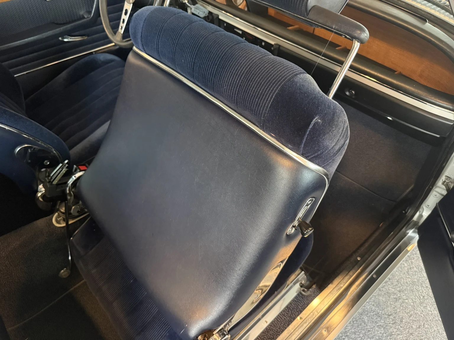 Interiörbild 1972 BMW E9 3.0 CSI (30)