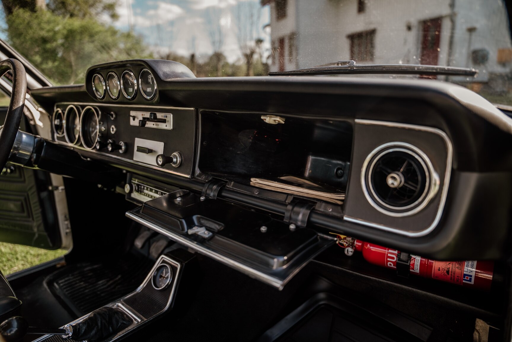 Interior image of 1968 Ford Cortina Lotus (20)