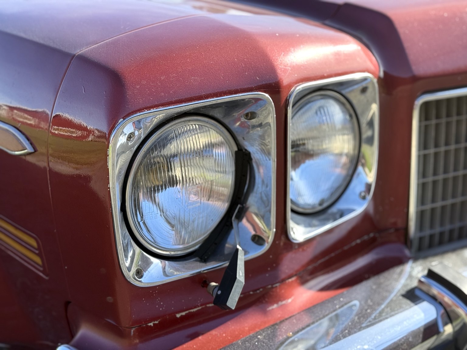 Exteriörbild på 1975 Oldsmobile Delta 88