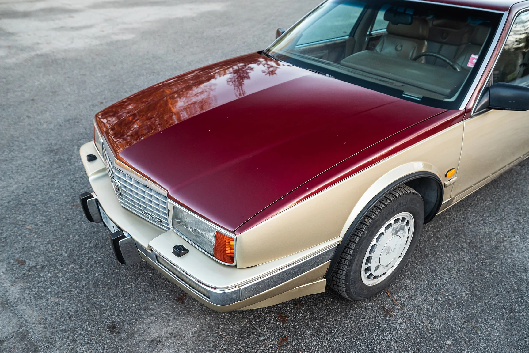 Exterior image of 1989 Cadillac Seville (12)