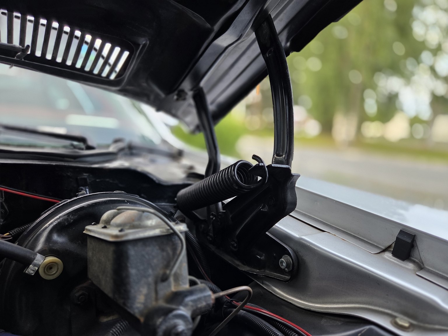 Image of 1976 Pontiac Firebird Trans Am mechanics