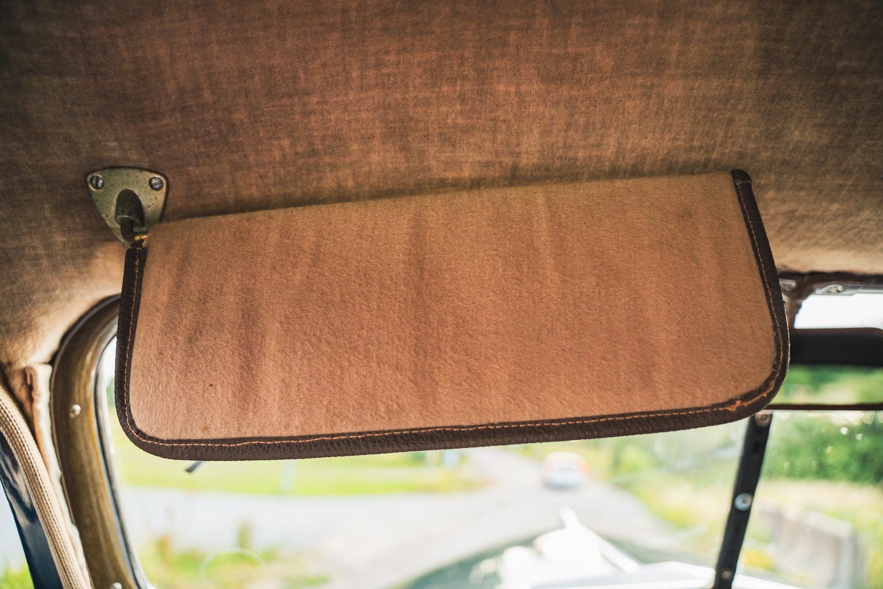 Innenraumfoto von 1939 Plymouth Road king P8 Coupe  (39)