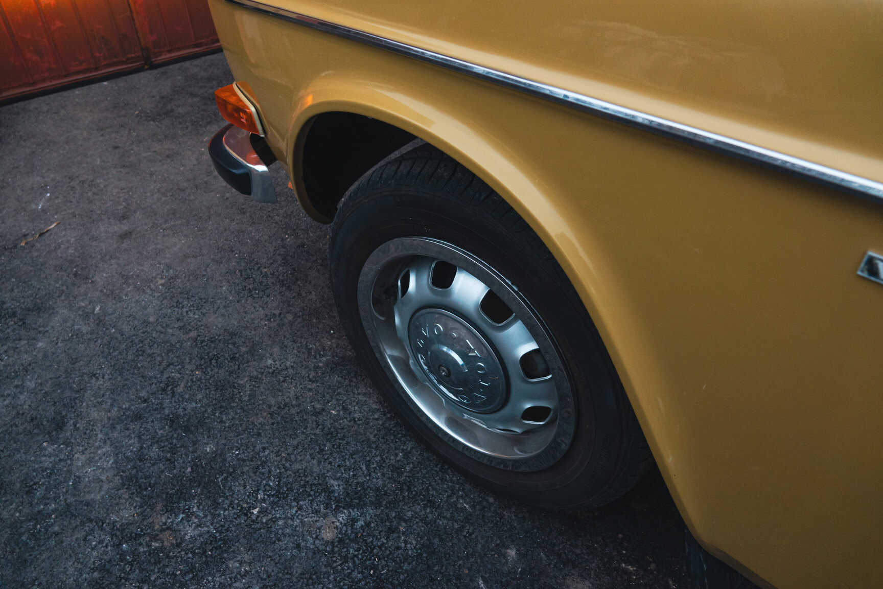 Exteriörbild på 1971 Volvo 144 2.0 Automat