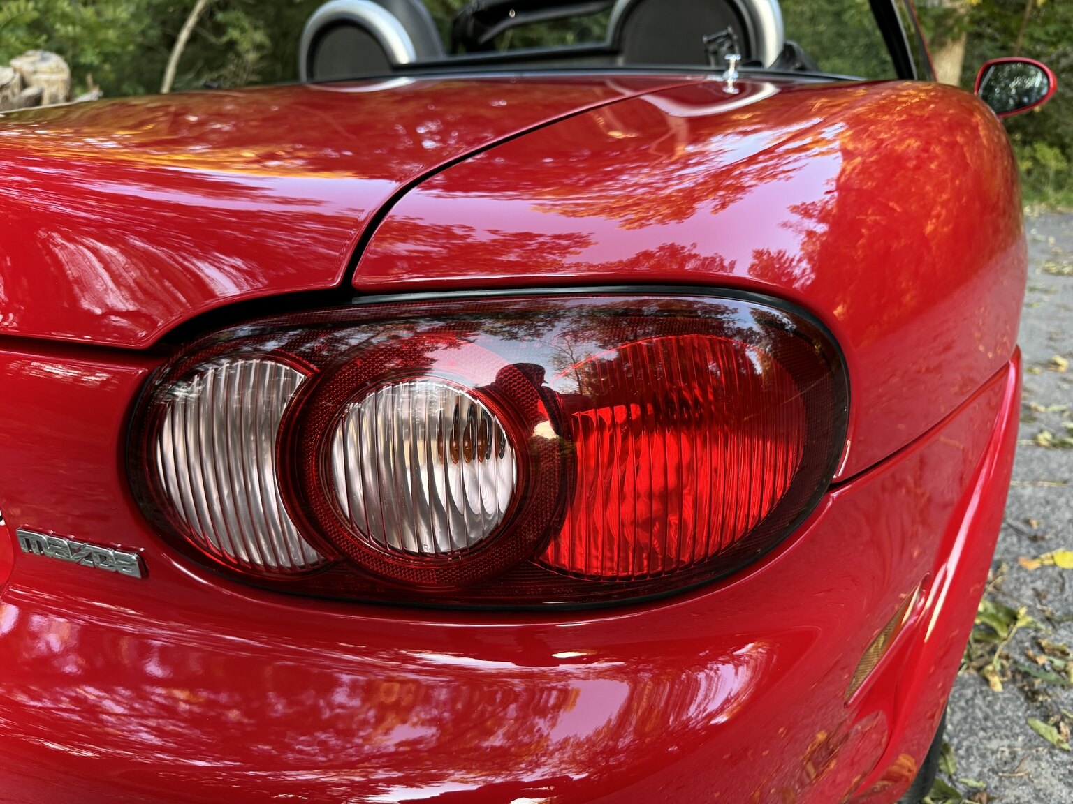 Exterior image of 2004 Mazda MX-5