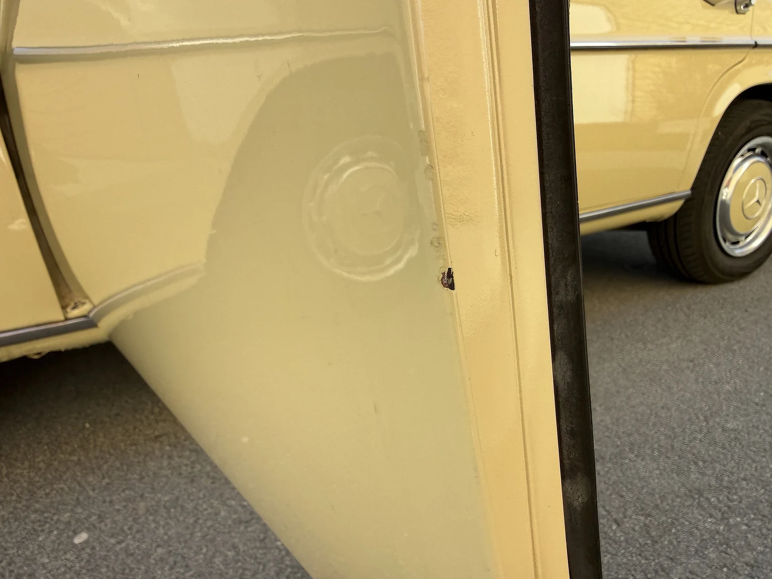 Aussenfoto 1974 Mercedes-Benz 230 Automatic (65)