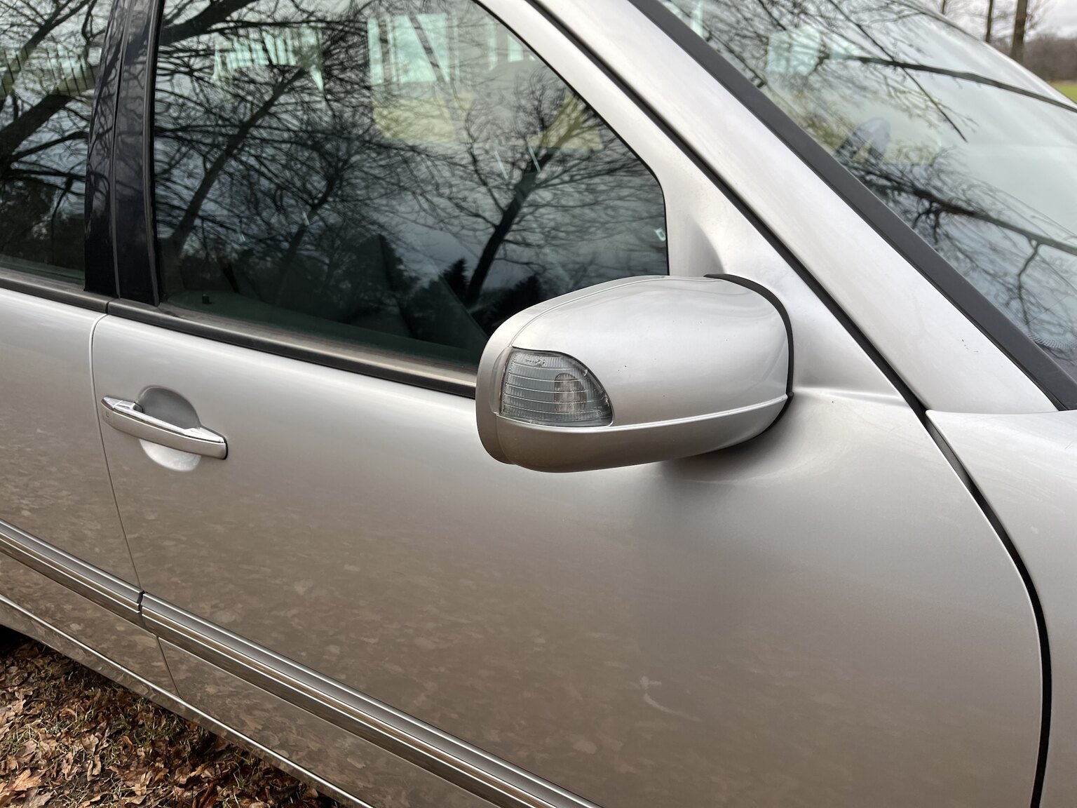 Exteriörbild på 1999 Mercedes-Benz E320 T Automat