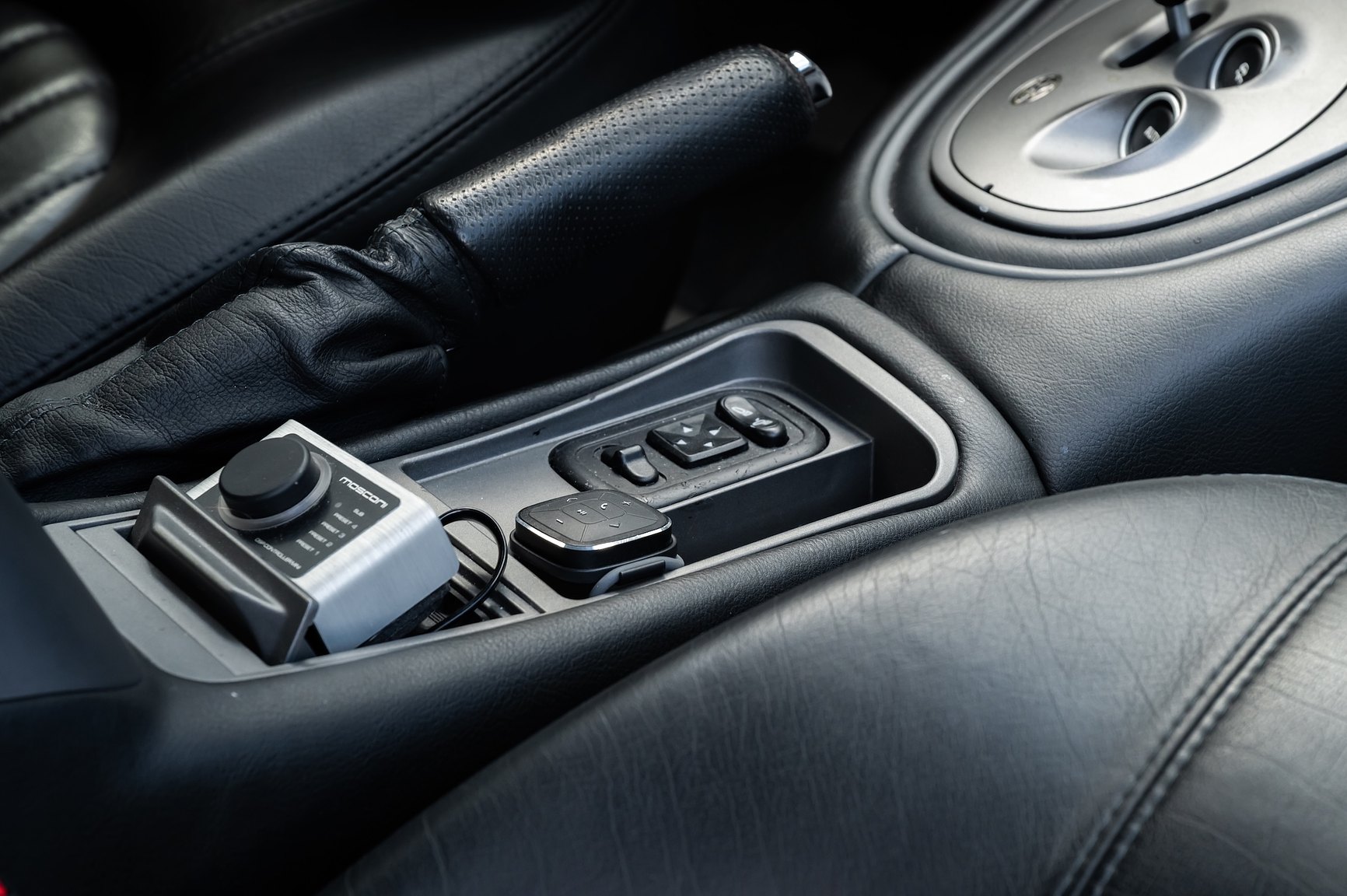 Interior image of 2004 Maserati Coupé 4.2 V8 Cambiocorsa