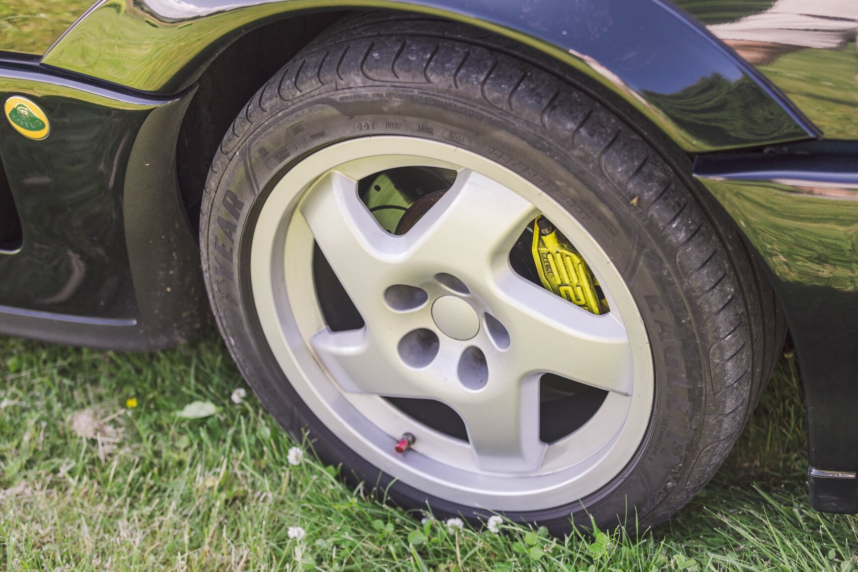 Exterior image of 1991 Lotus Omega