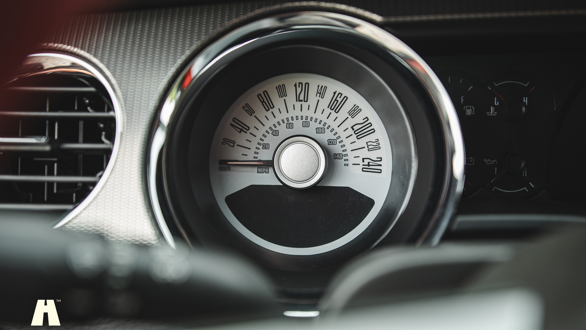 Interior image of 2010 Ford Mustang GT 