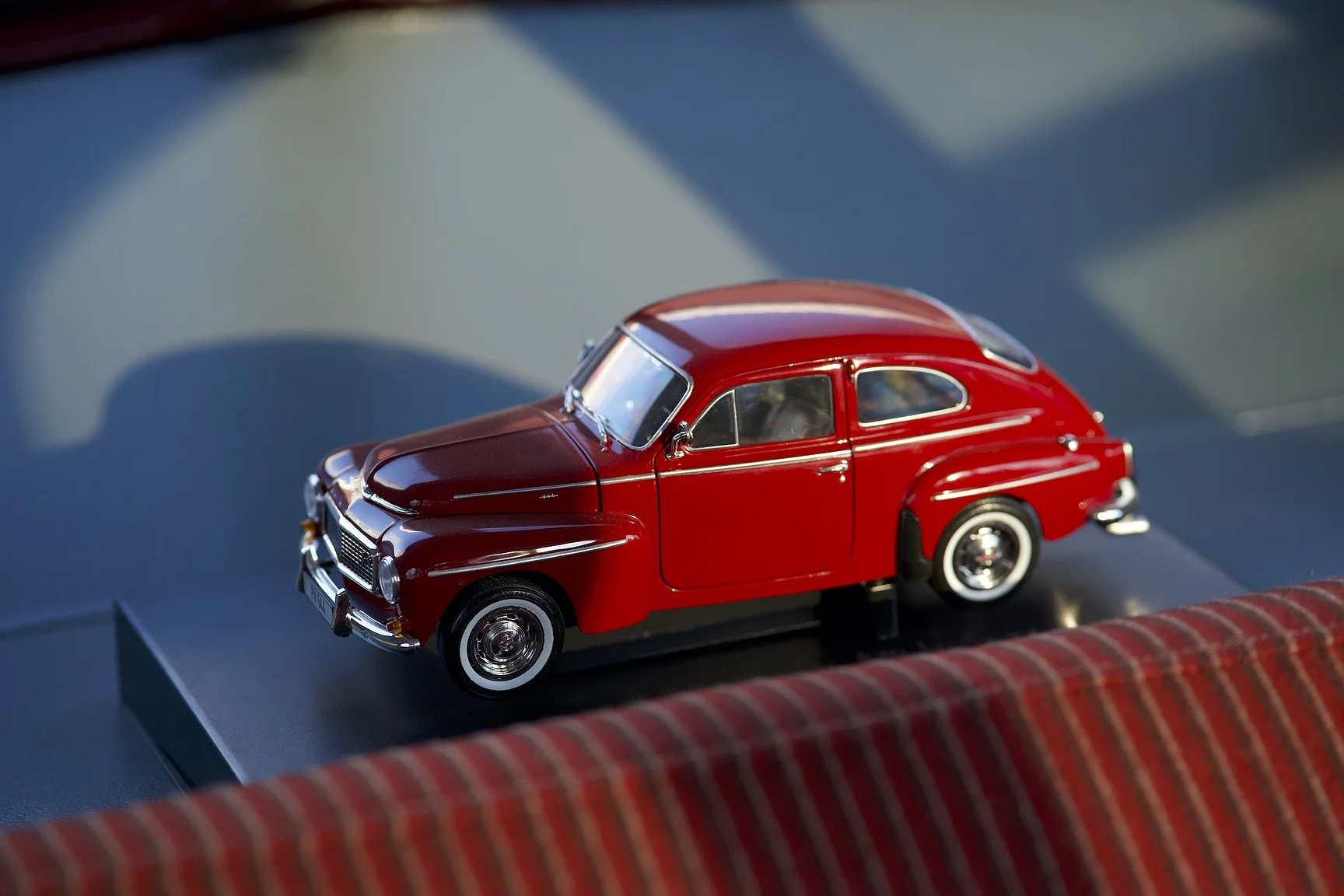 Interior image of 1953 Volvo PV444 DS (19)