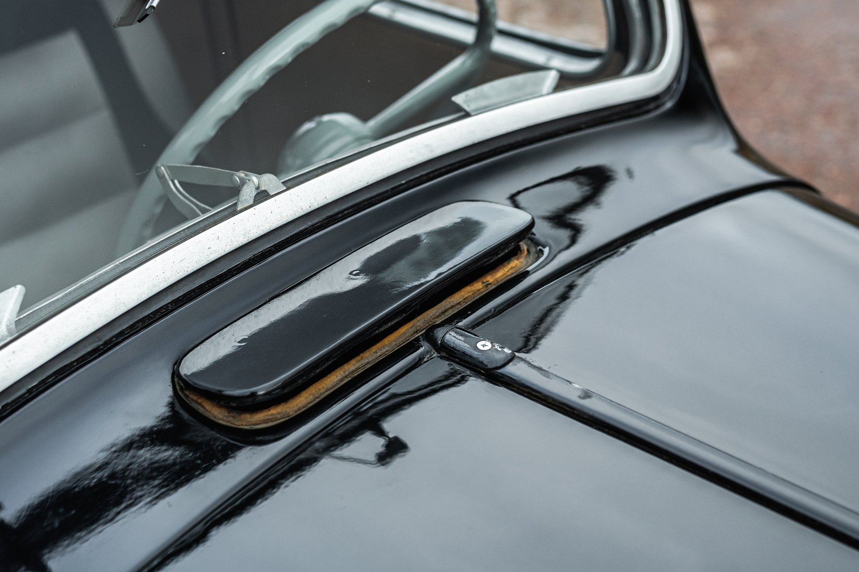 Exterior image of 1951 Citroën Berline 11 Sport