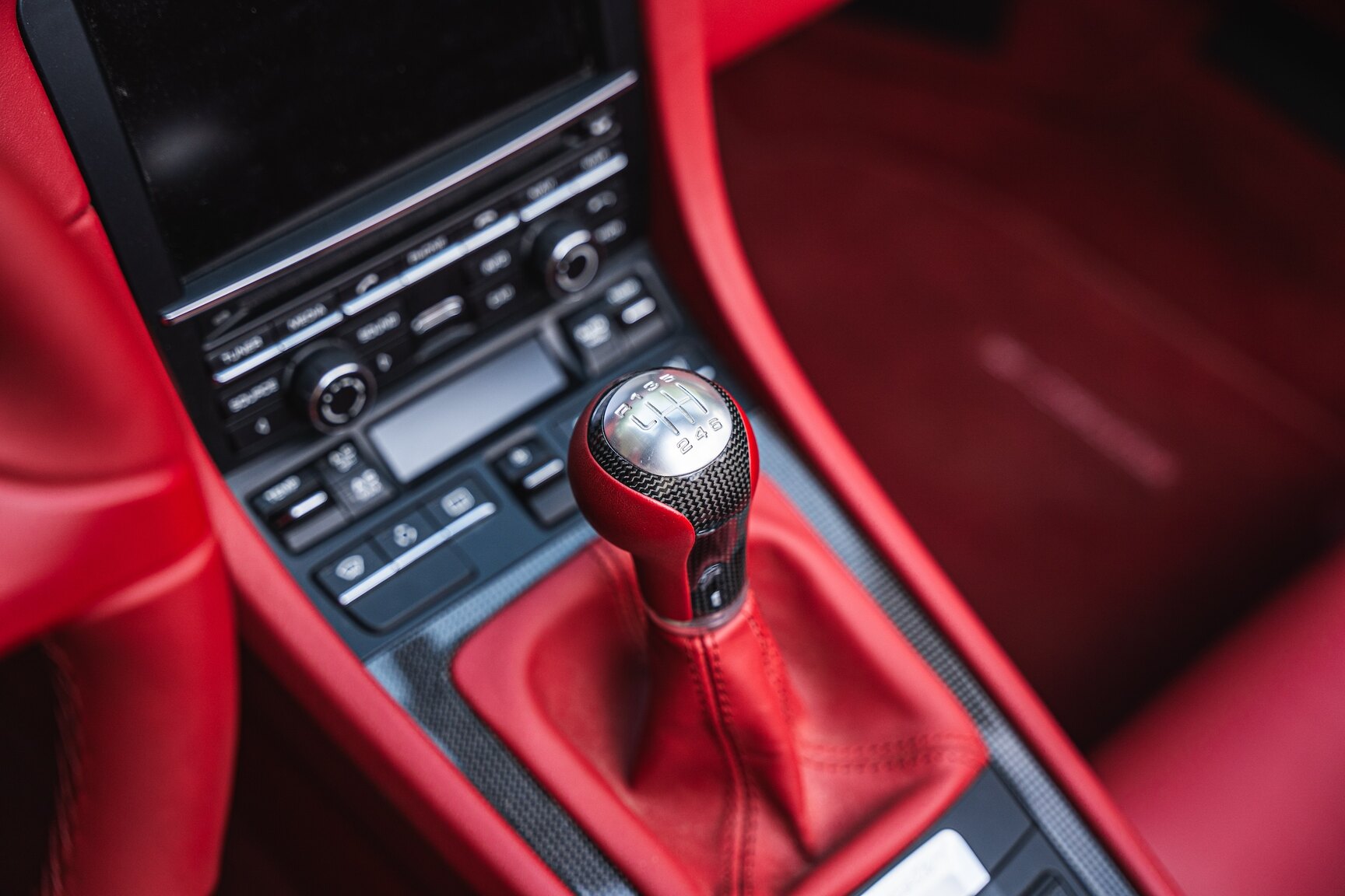 Interiörbild 2013 Porsche Boxster S (24)