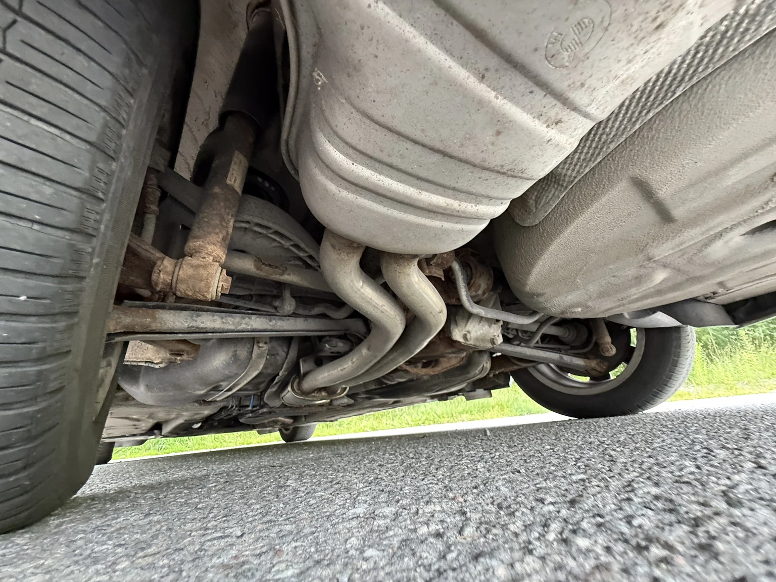 Image of 2005 BMW 320Ci (21) mechanics