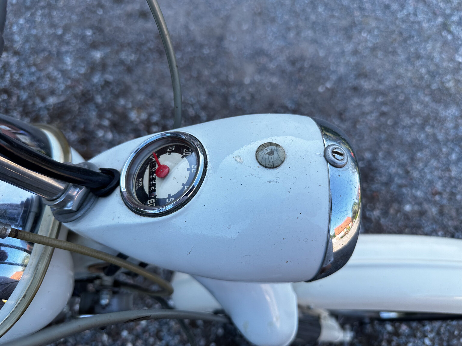 Exteriörbild på 1963 Puch MV 50 KF Florida (VIT)