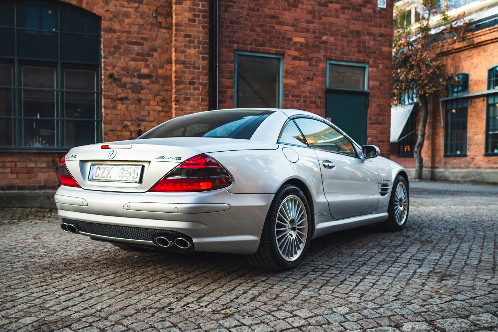 Exteriörbild på 2003 Mercedes-Benz SL 55 AMG