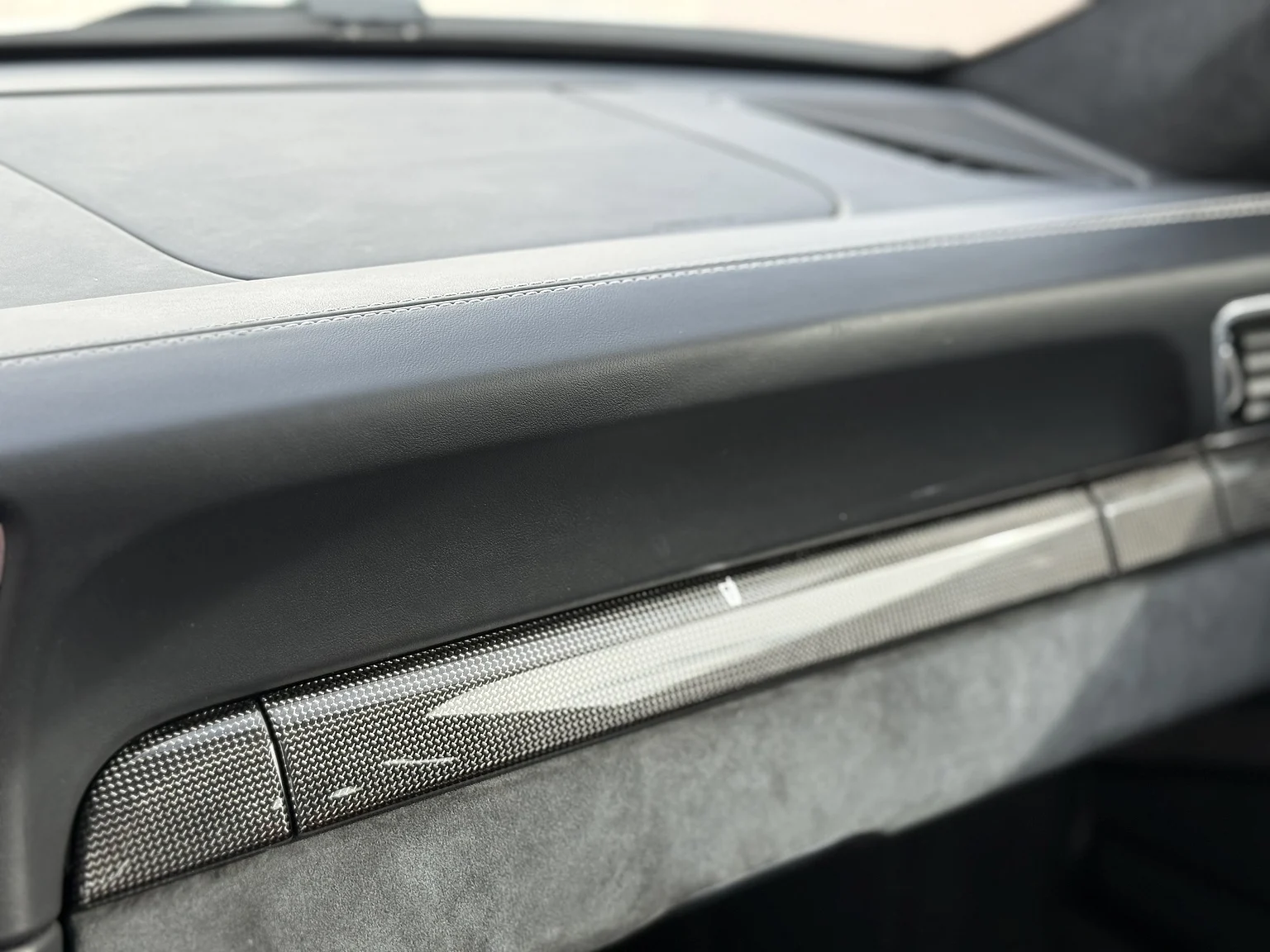 Innenraumfoto von 2016 Porsche 911 GT3 RS (15)