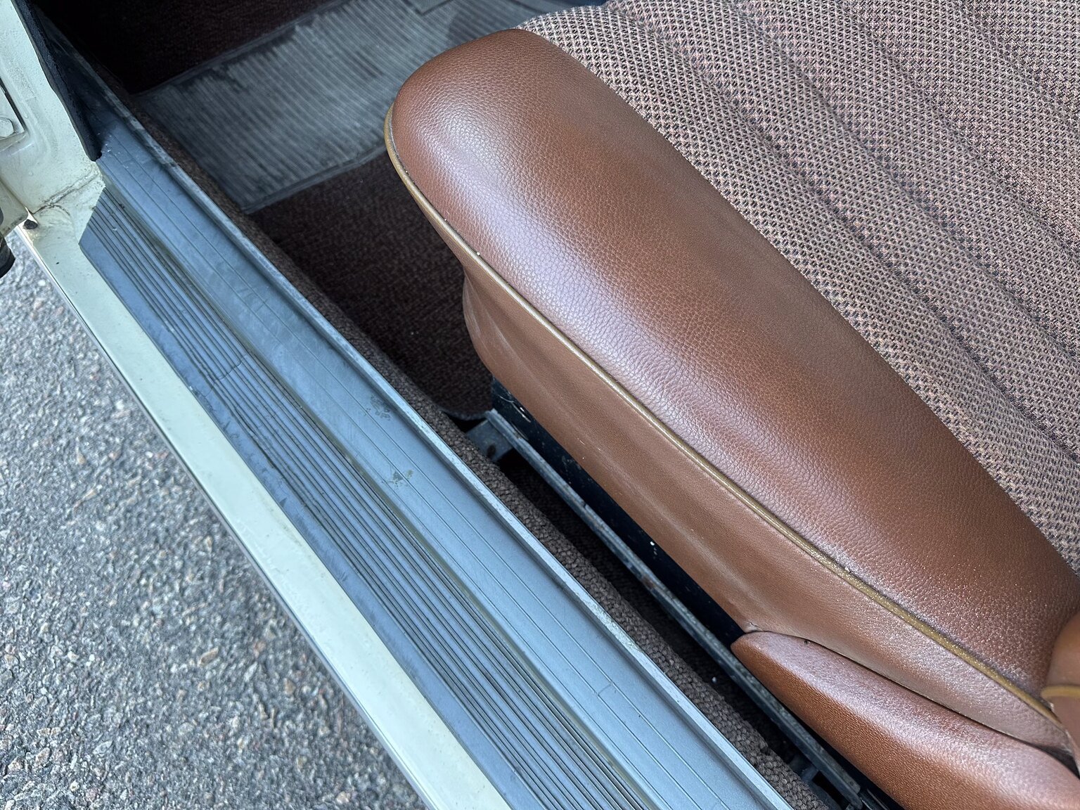 Interiörbild 1974 Mercedes Benz 230.6