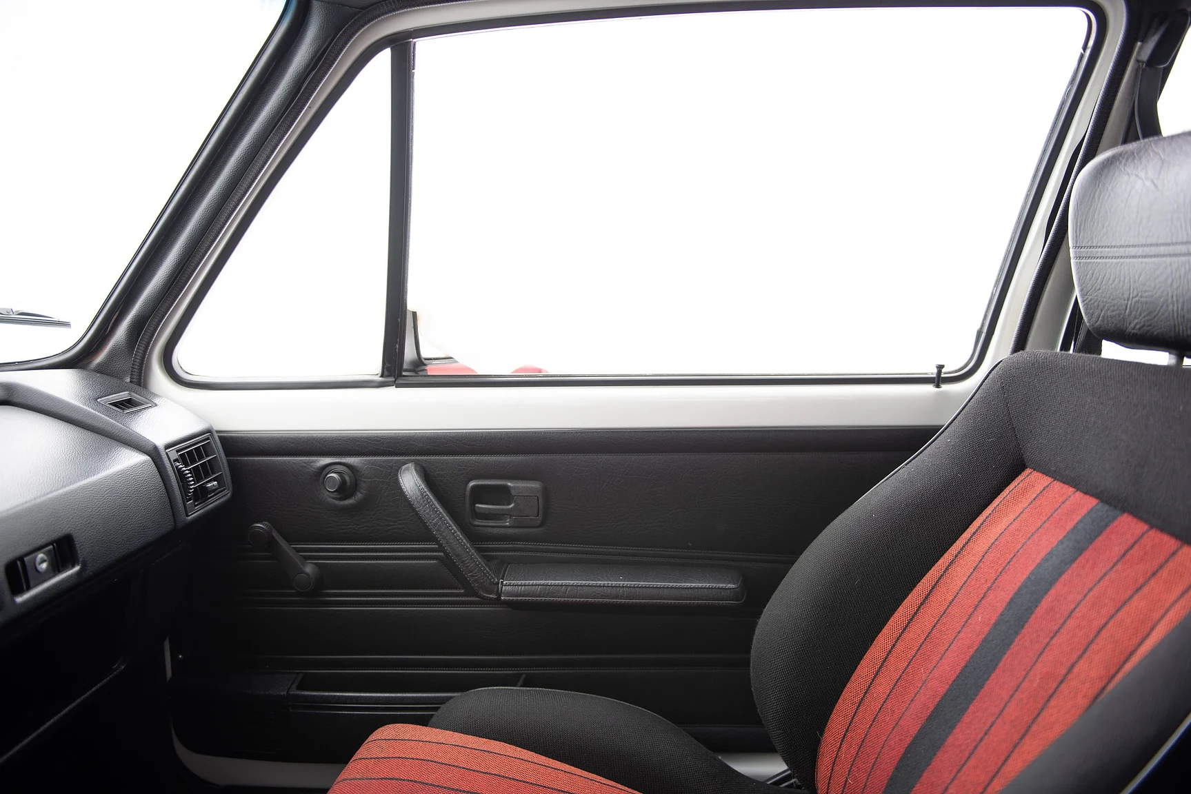 Interiörbild 1984 Volkswagen Golf GTI "Special" (8)