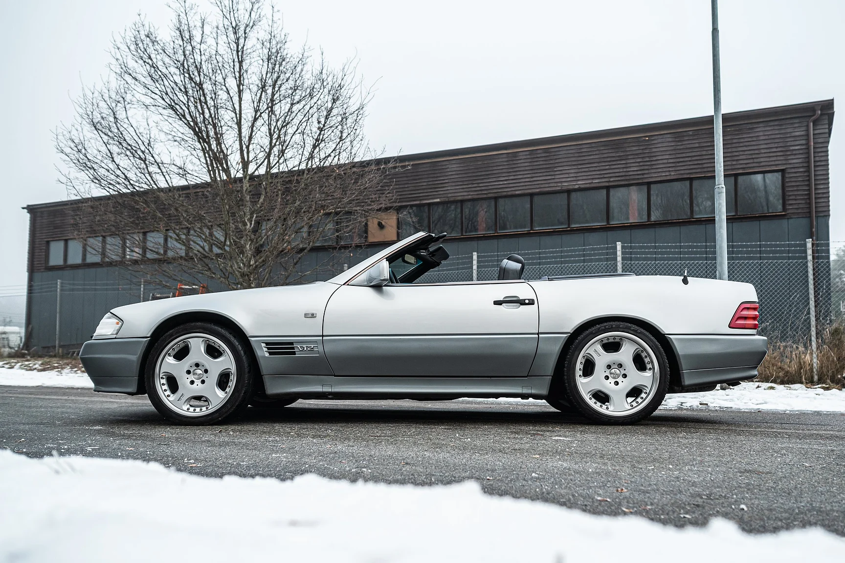 Exteriörbild på 1993 Mercedes-Benz 600 SL (9)