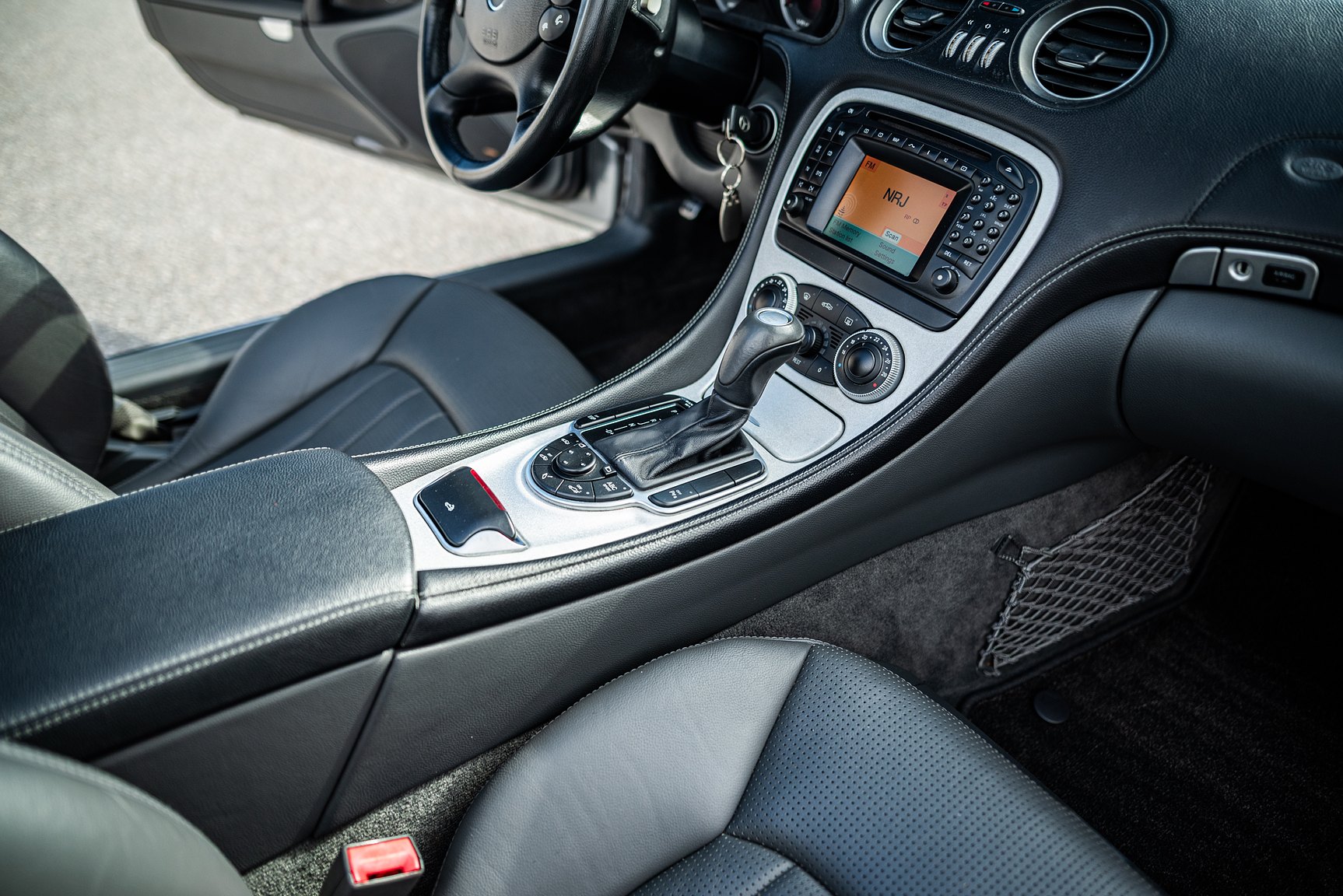 Interior image of 2002 Mercedes SL 55 AMG