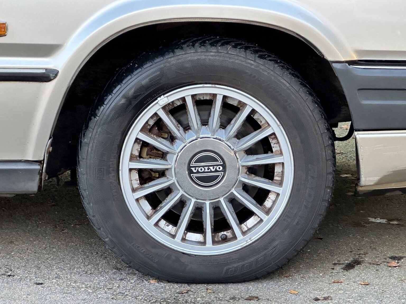 Aussenfoto 1987 Volvo 780 Bertone