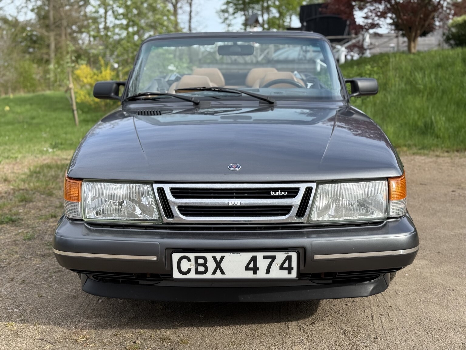 Exterior image of 1987 SAAB 900 Cabriolet 2.0 Turbo T16