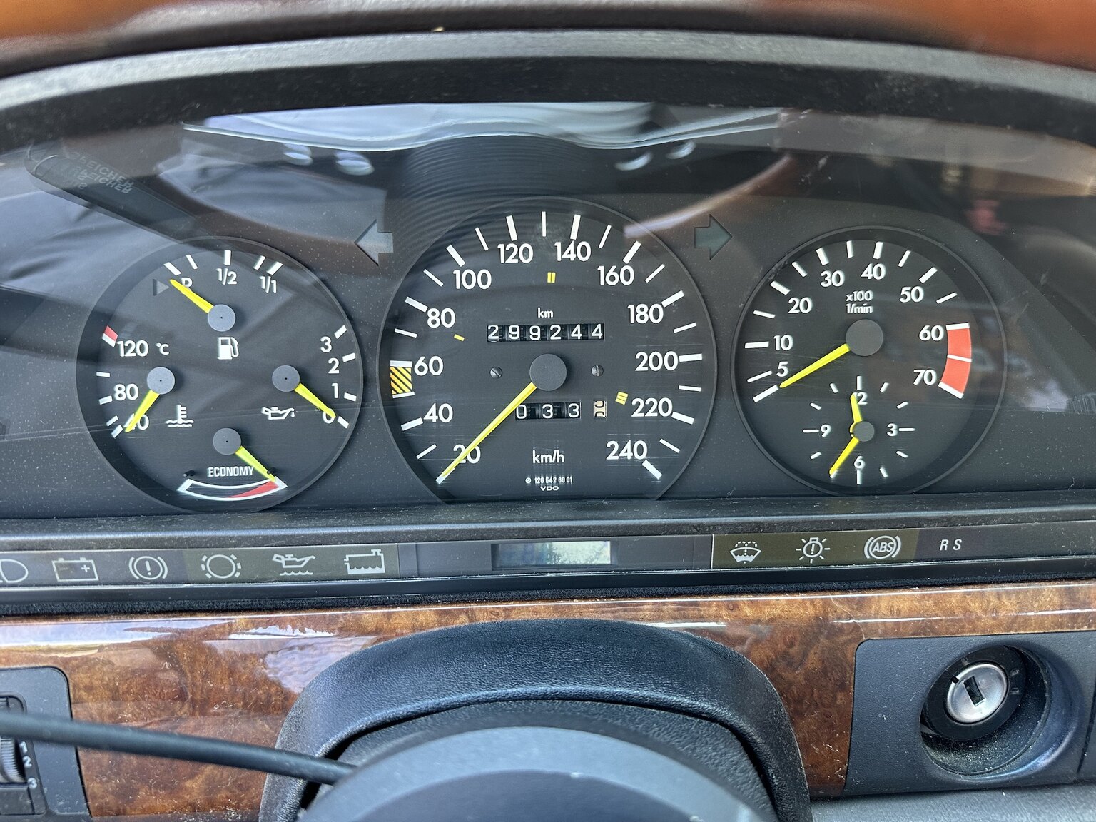 Interiörbild 1986 Mercedes-Benz 500 SEC (22)