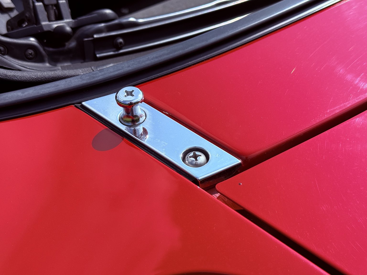 Exterior image of 1999 Mazda MX-5