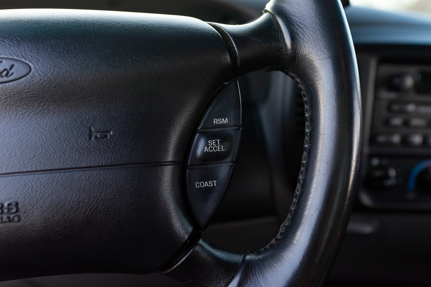 Interior image of 2000 FORD F-150 SVT Lightning