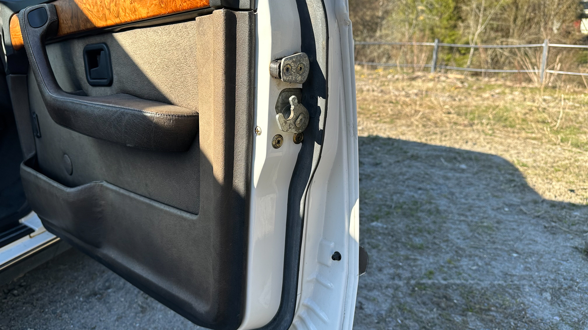 Interiörbild 1984 BMW 745i Executive Automat