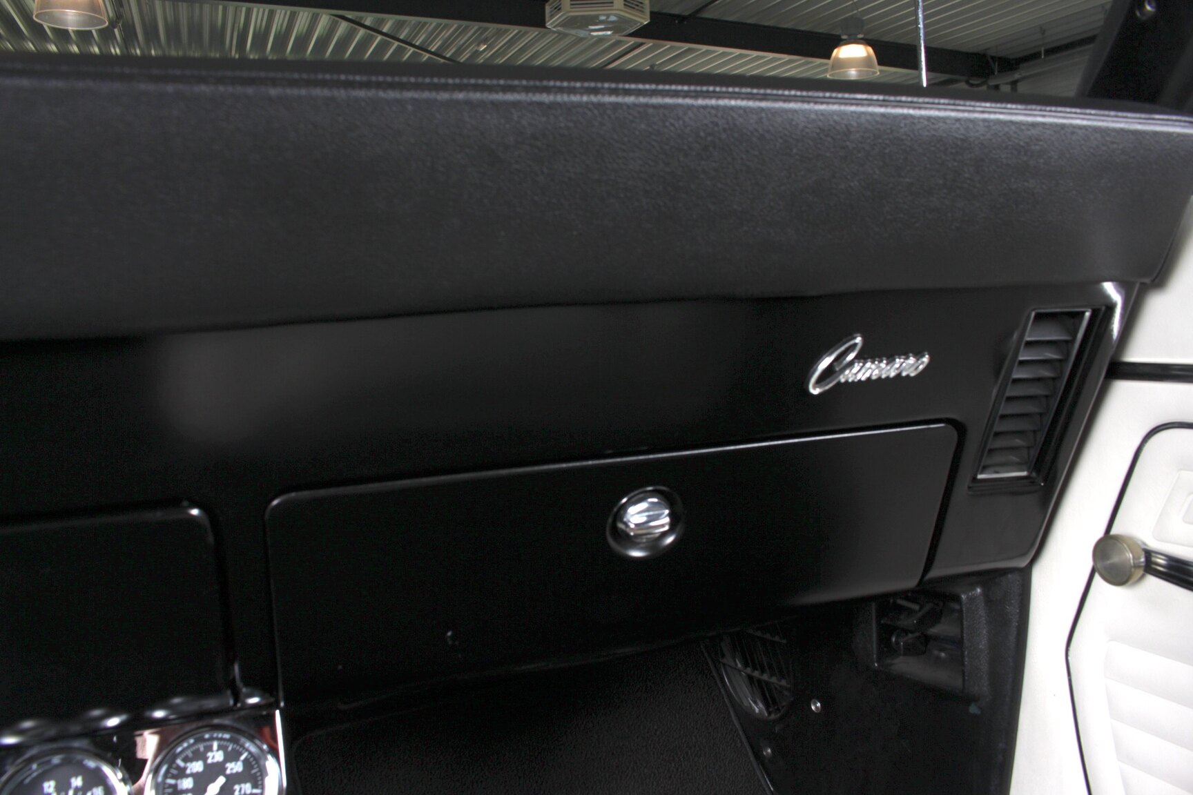 Interior image of 1969 Chevrolet Camaro COPO TRIBUTE