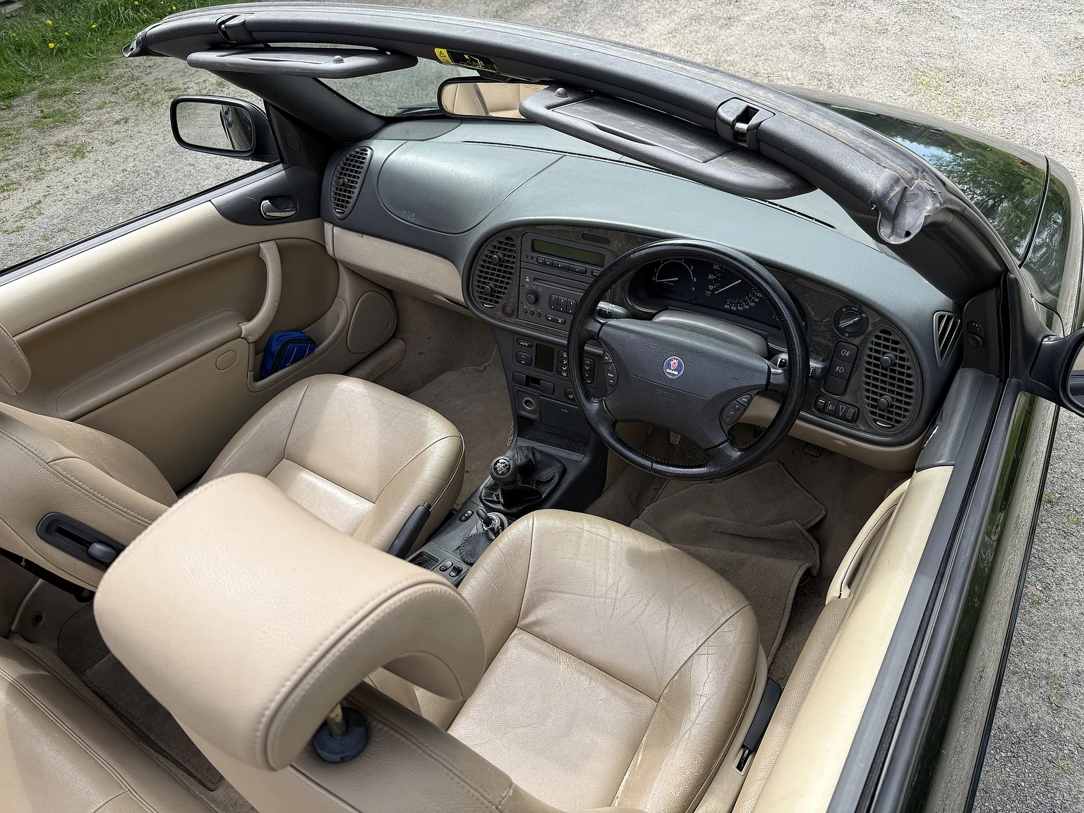 Innenraumfoto von 2002 Saab 9-3 2.0T SE Convertible – NO RESERVE (6)