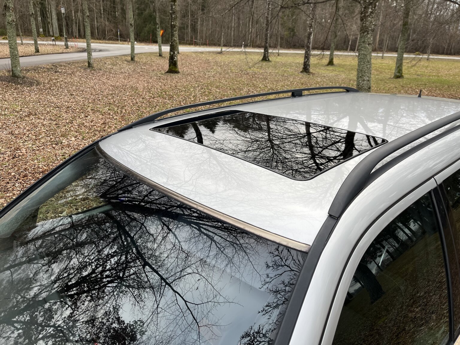 Exteriörbild på 1999 Mercedes-Benz E320 T Automat